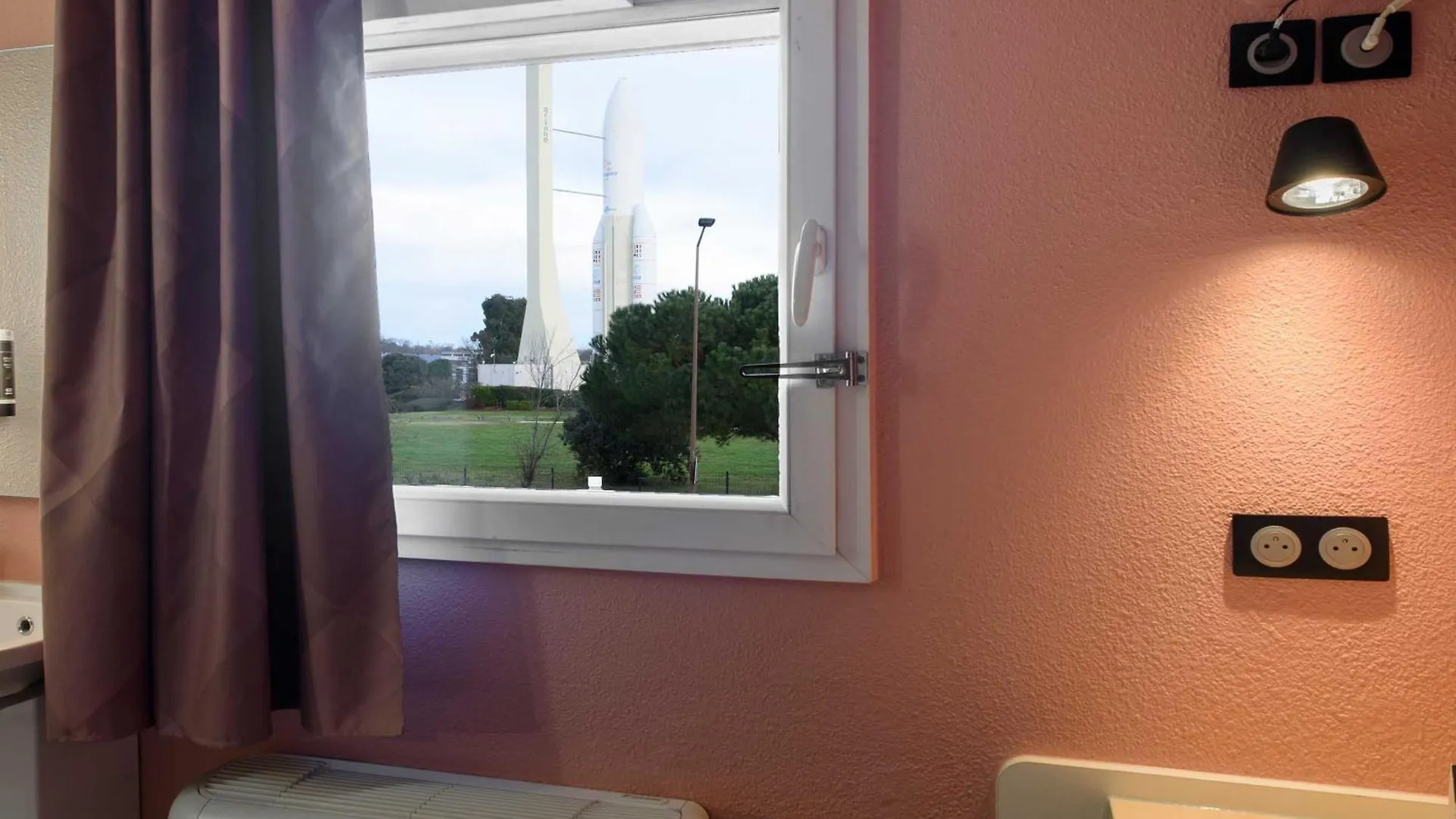 B&B Hotel Toulouse Cite De L'Espace Hurel
