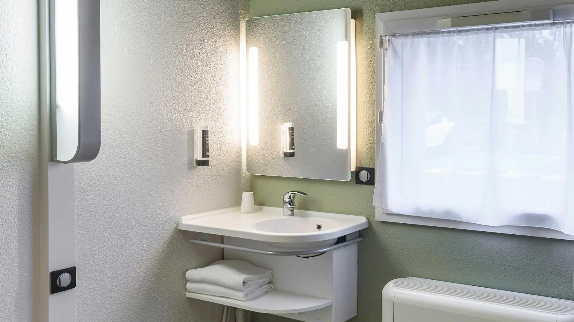 B&B Hotel Toulouse Cite De L'Espace Hurel
