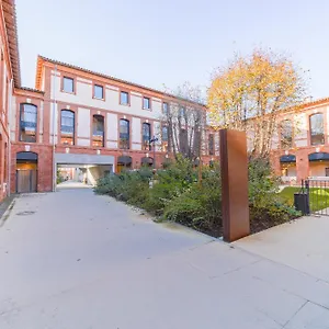 Montempo + Cite Internationale Apart-hotel