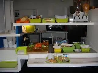 B&B HOTEL Toulouse Cité de l'Espace Hurel