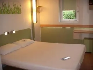 B&B Hôtel Toulouse Cité de l'Espace Hurel 2*,  França
